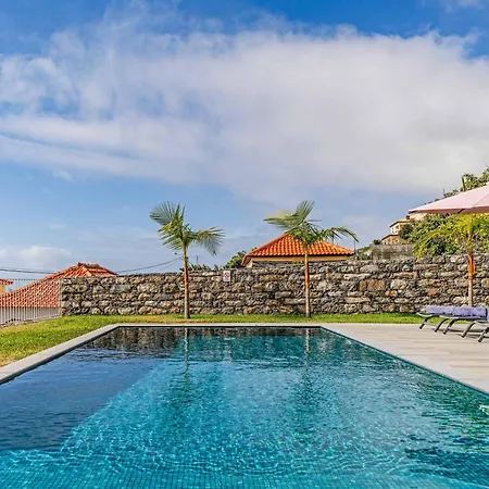 Calheta Heights Willa *