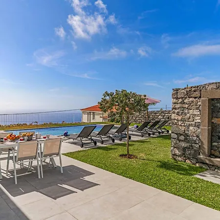 Calheta Heights